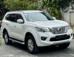 Nissan Terra 7 chỗ - 1 cầu Số sàn - Máy dầu - Hàng hiếm - Đăng ký lần đầu 2018 - Giá chỉ 610 triệu đồng - Bảo hành chính hãng